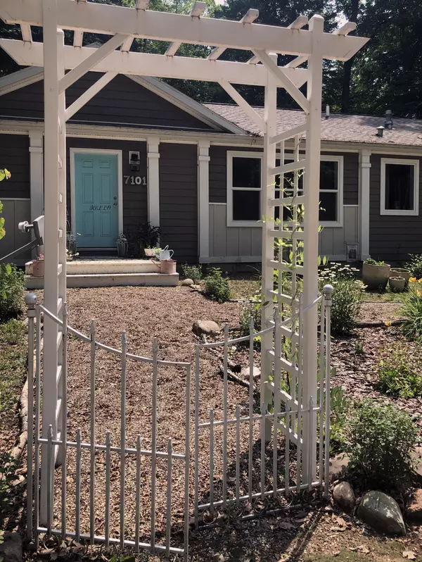 Grand Junction, MI 49056,7101 Lovers Lane