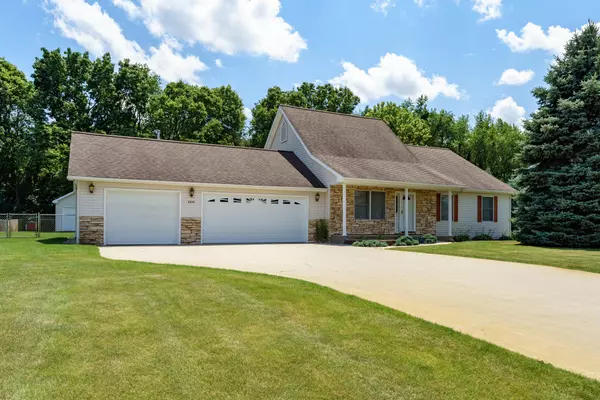 8250 Fawn Meadow Trail, Galesburg, MI 49053