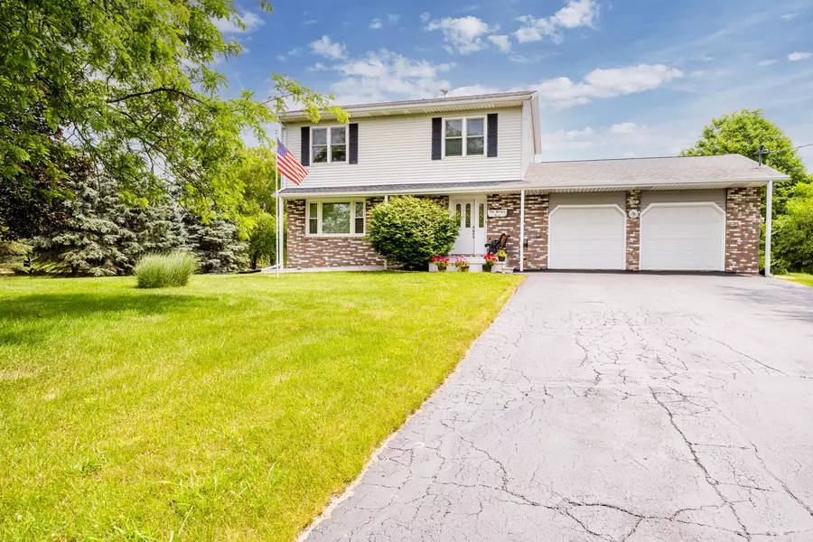 2587 Fairview Road, Eau Claire, MI 49111