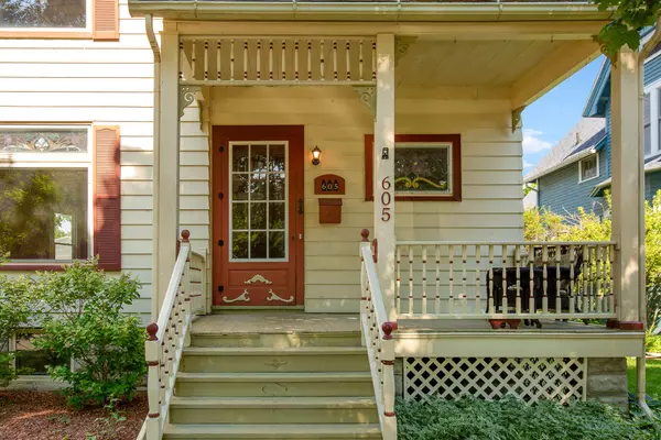 Bay City, MI 48708,605 N Lincoln Street