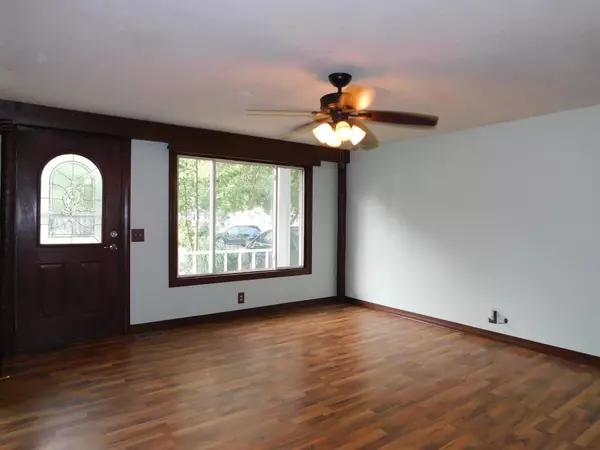 Lansing, MI 48917,3009 Timber Drive