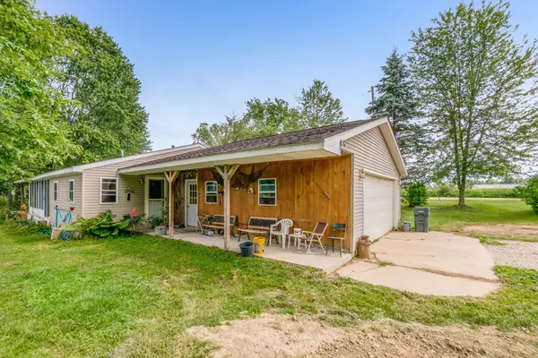 1384 Wetheral Lake Drive, Martin, MI 49070