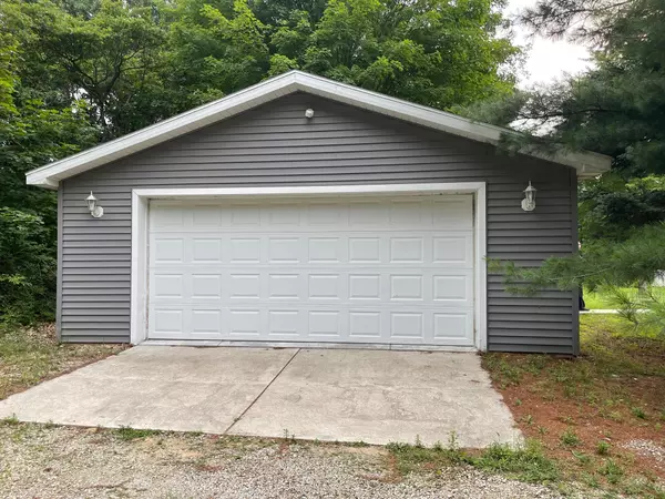 Decatur, MI 49045,42587 Evergreen Park Drive