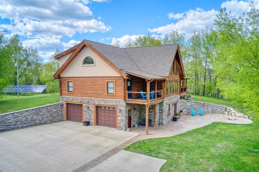6867 S MERIDIAN RD, Clarklake, MI 49234