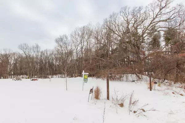 Jackson, MI 49201,5000 SQUIRES MANOR RD #Vacant Land