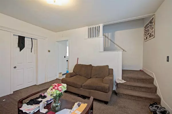 Jackson, MI 49203,131 MITCHELL ST