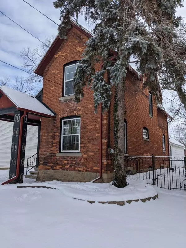 Lansing, MI 48912,219 S EIGHTH ST