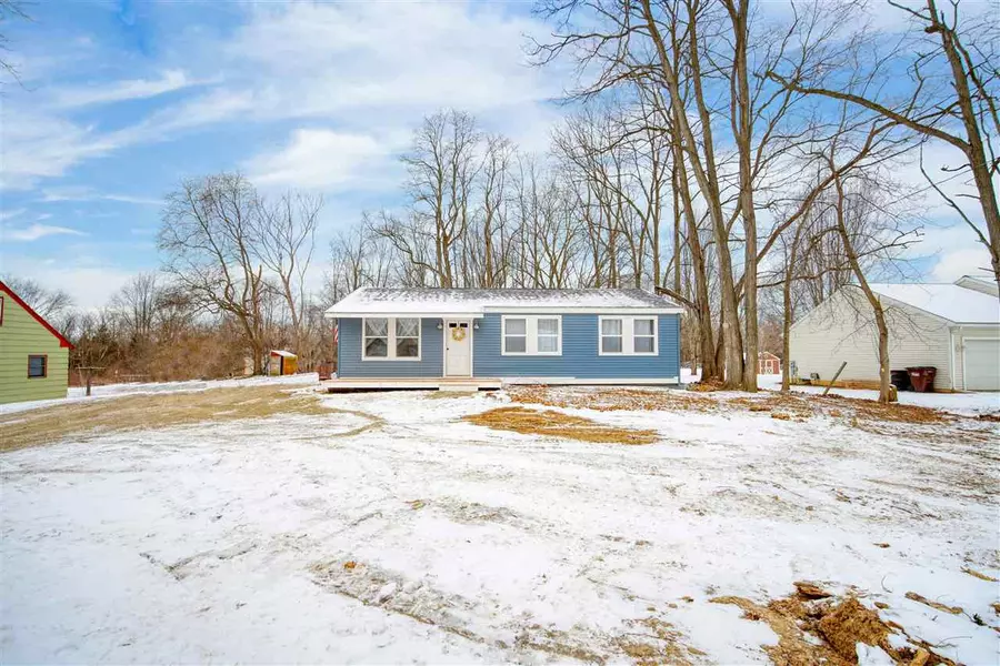 1032 HAGUE, Jackson, MI 49203