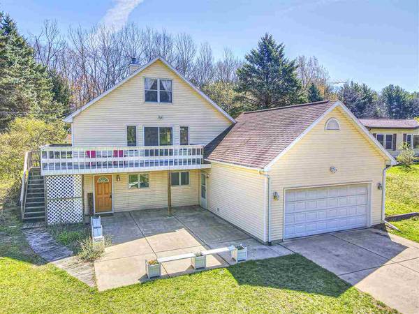 227 LORA LANE,  Pleasant Lake,  MI 49272