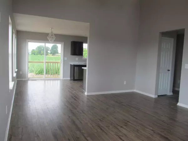 Brooklyn, MI 49230,163 NICOLE DR #46