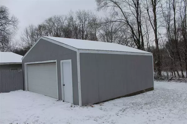 Hillsdale, MI 49242,64 MARION