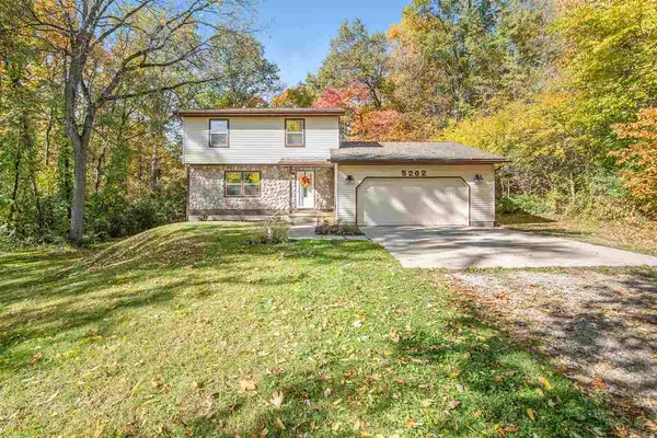 5202 CLINTON RD, Jackson, MI 49201