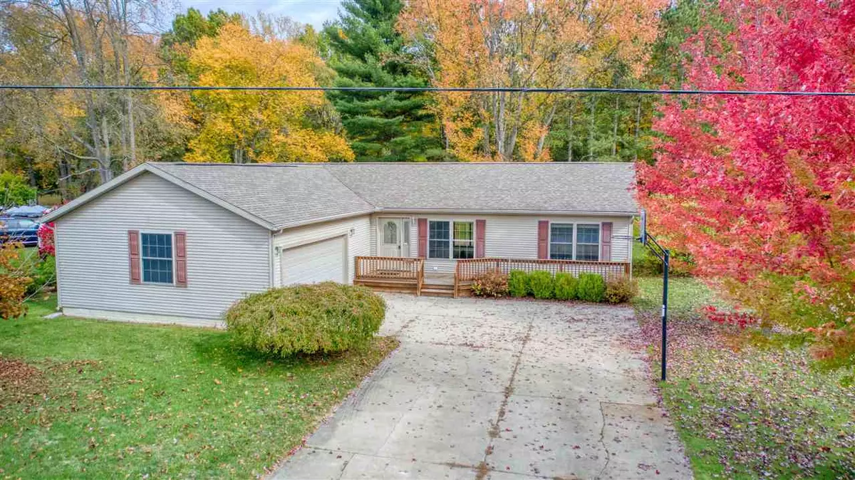 Michigan Center, MI 49254,137 EDGEWATER