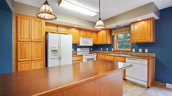 Michigan Center, MI 49254,137 EDGEWATER