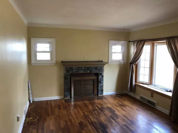 Lansing, MI 48910,1812 BEAL AVE