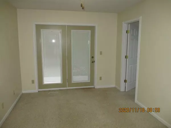 Jackson, MI 49203,103 S COVE ST