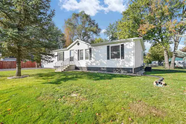 Jackson, MI 49203,810 VERA CRUZ
