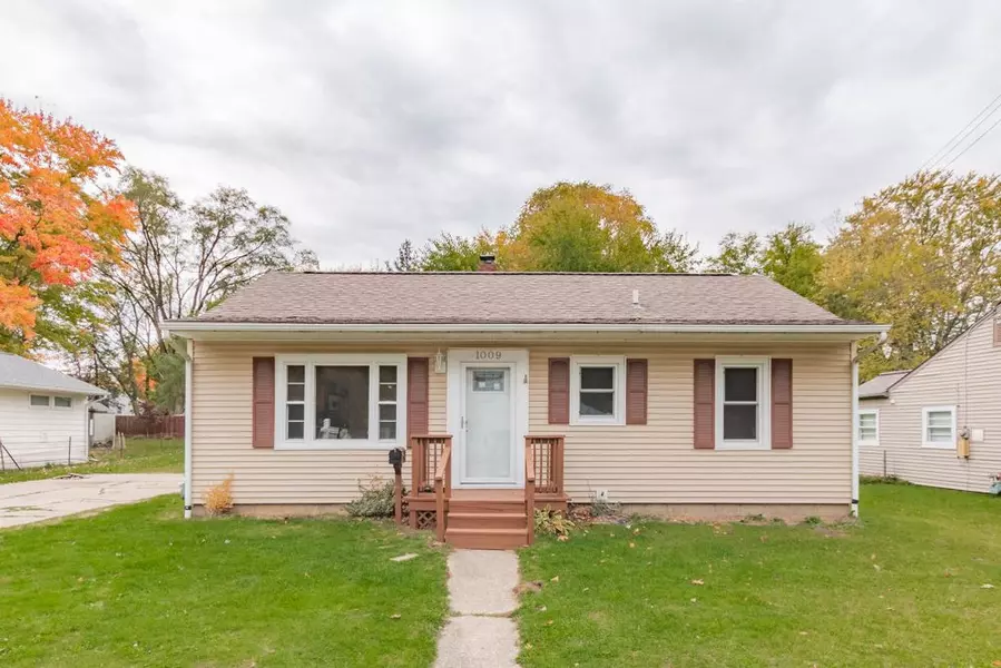 1009 BURR OAK, Albion, MI 49224
