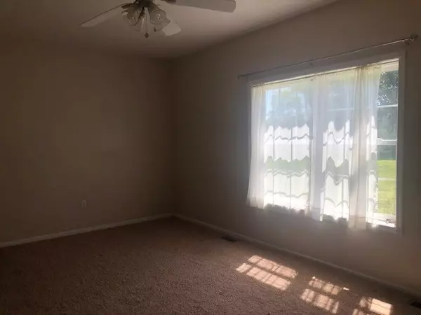 Eaton Rapids, MI 48827,4298 SWANLAND DR