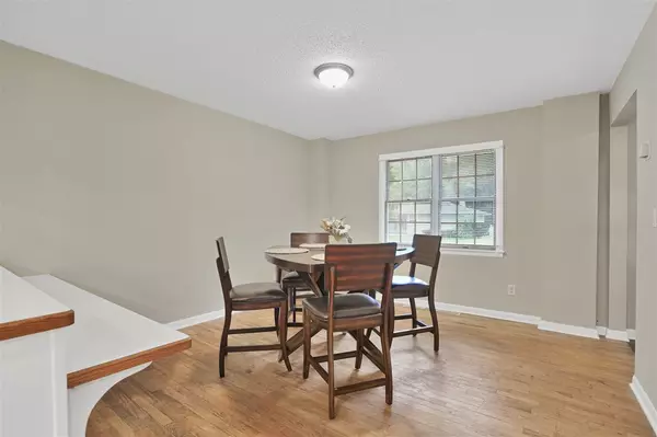 Jackson, MI 49203,304 MEADOW LANE