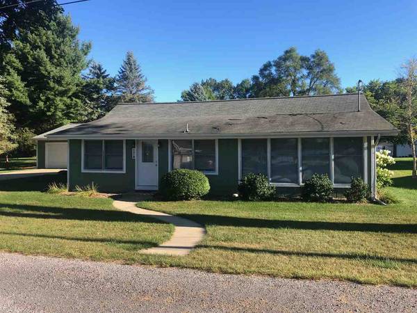 480 PARADISE LN, Horton, MI 49246