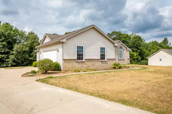 Jackson, MI 49201,1424 WILLOW DR