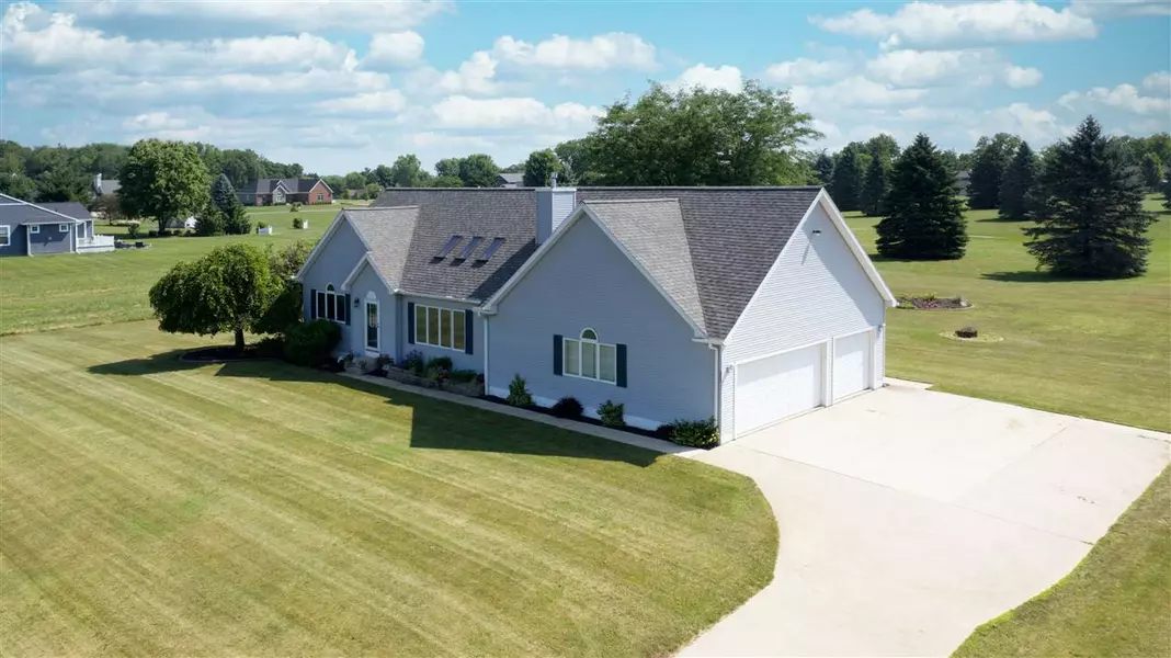4941 OLD SILO DR #8, Pleasant Lake, MI 49272