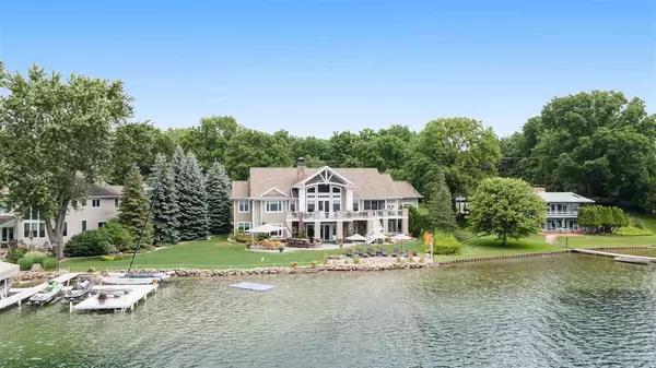 Clarklake, MI 49234,7821 NORTH SHORE DR