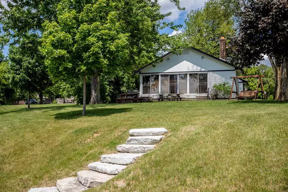 Manitou Beach, MI 49253,6103 HIGHLAND AVE