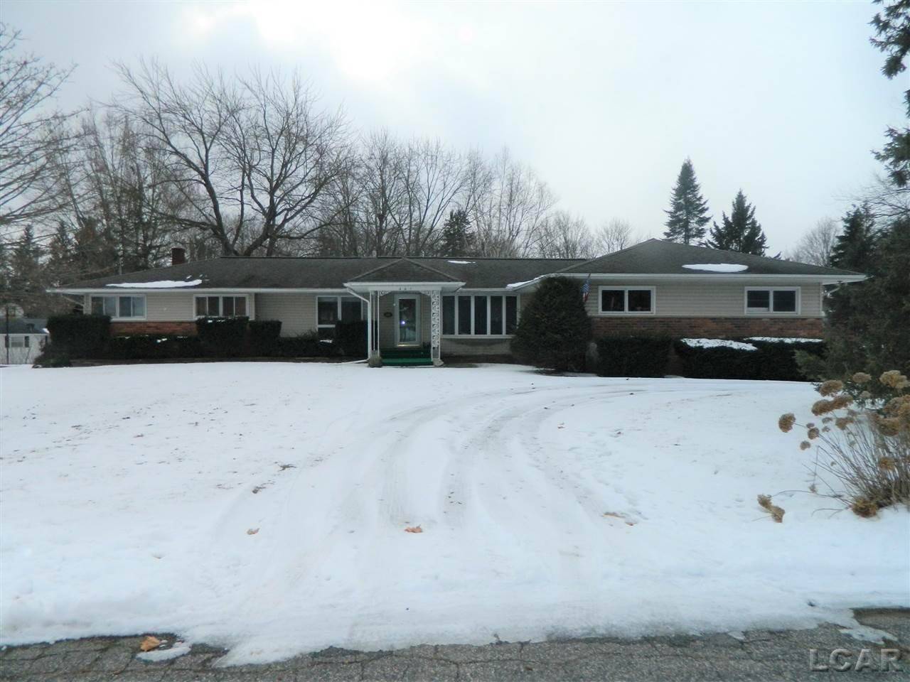 441 HELEN, Brooklyn, MI 49230