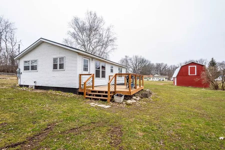 5005 CROSS RD, Concord, MI 49237