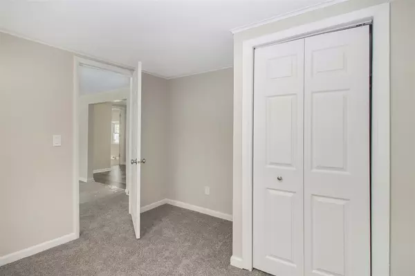 Jackson, MI 49202,526 JACQUELINE