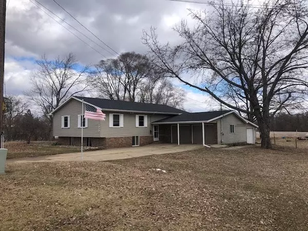 1909 CRAFT, Grass Lake, MI 49240