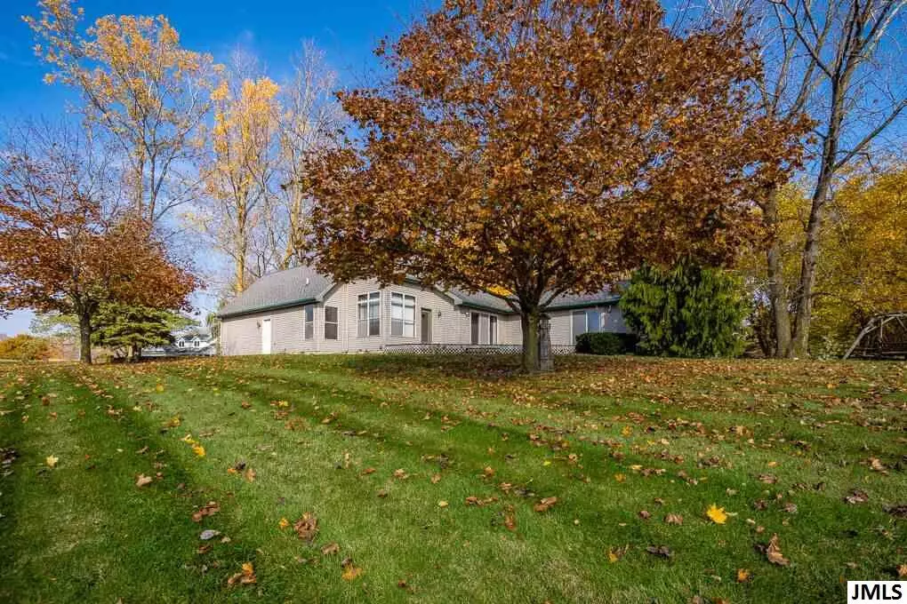 Onsted, MI 49265,7239 DONEGAL DR