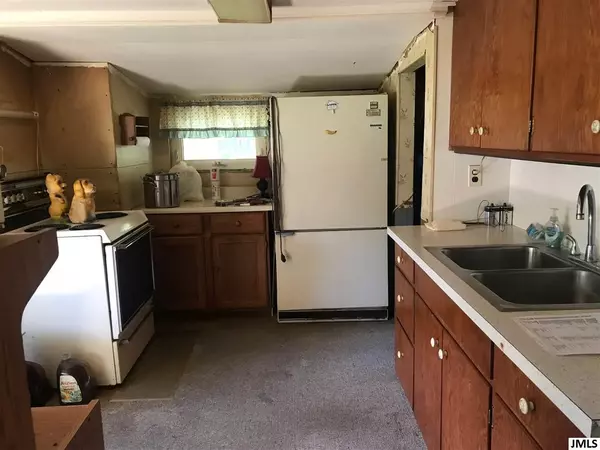 Rives Junction, MI 49277,8624 LANSING AVE