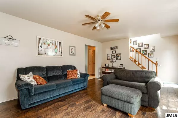 Albion, MI 49224,1009 LOCUST LN
