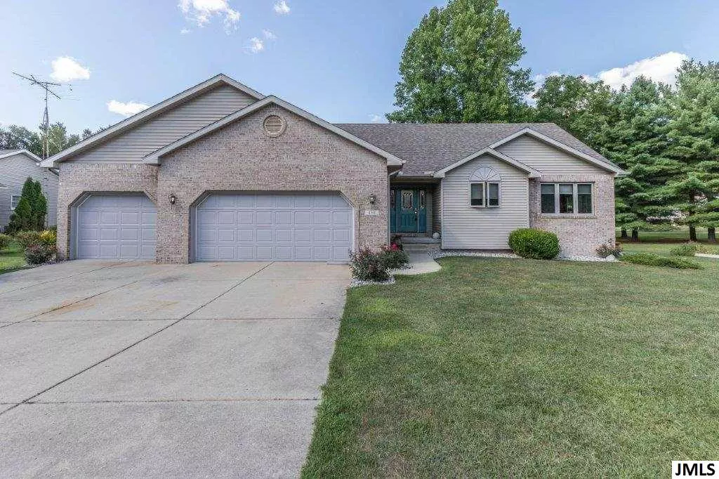 Stockbridge, MI 49285,450 MORTON