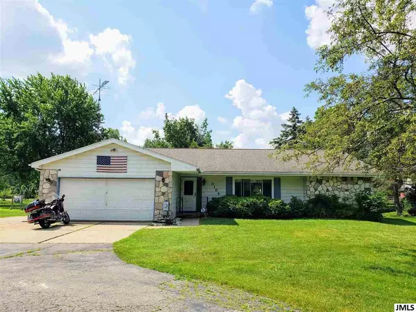 8184 BARDEN RD, Davison, MI 48423