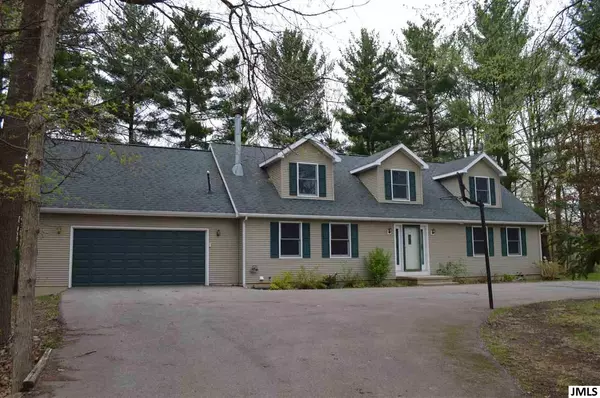 2455 SAROSSY LAKE RD, Grass Lake, MI 49240