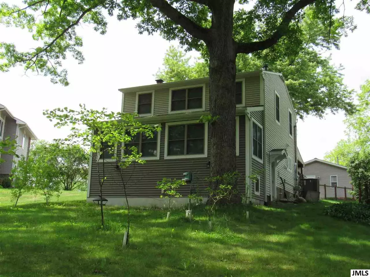 Manitou Beach, MI 49253,7445 HILLCREST