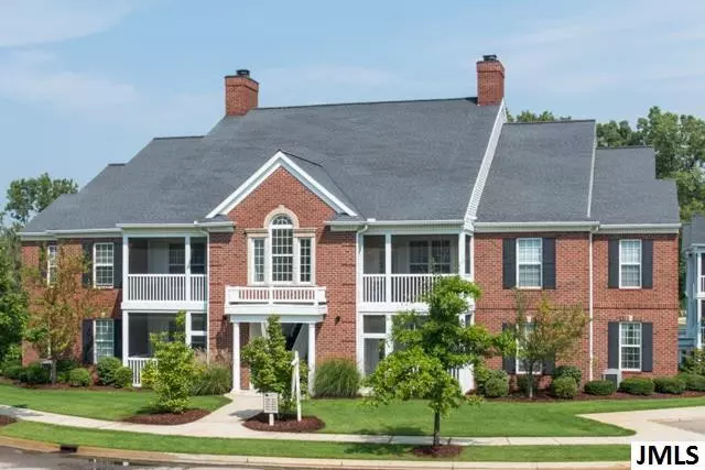 1927 COVENTRY CIRCLE #28, Jackson, MI 49201