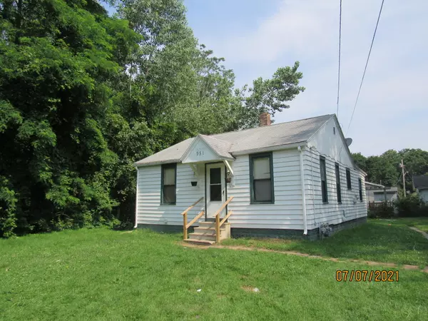 951 Waucedah Avenue, Benton Harbor, MI 49022