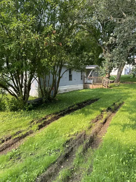 106 S Chestnut Street, Bloomingdale, MI 49026