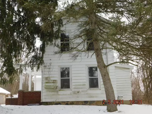 425 MEEKER, Leslie, MI 49251