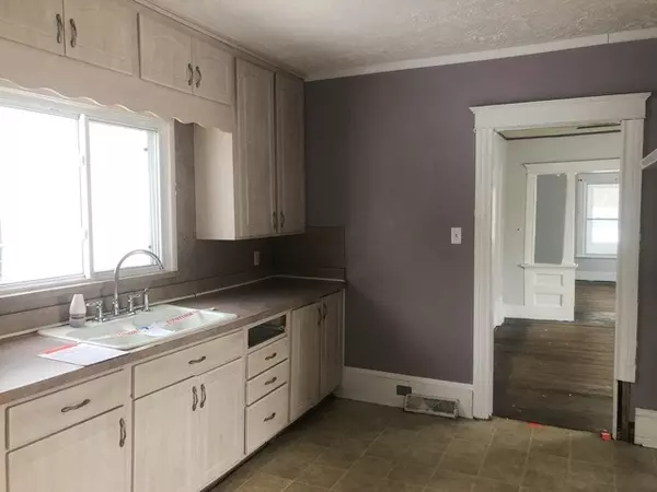 Jackson, MI 49202,108 N FORBES