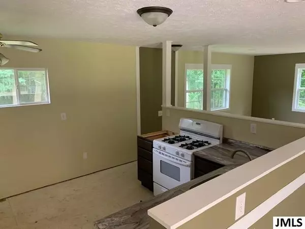 Jerome, MI 49249,187 VALLEY PK DR