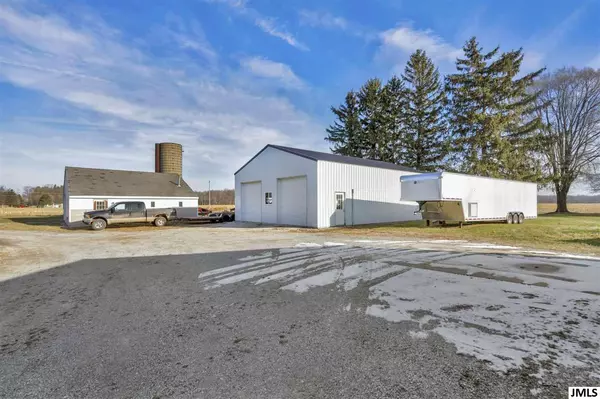 Jonesville, MI 49250,8391 CONCORD