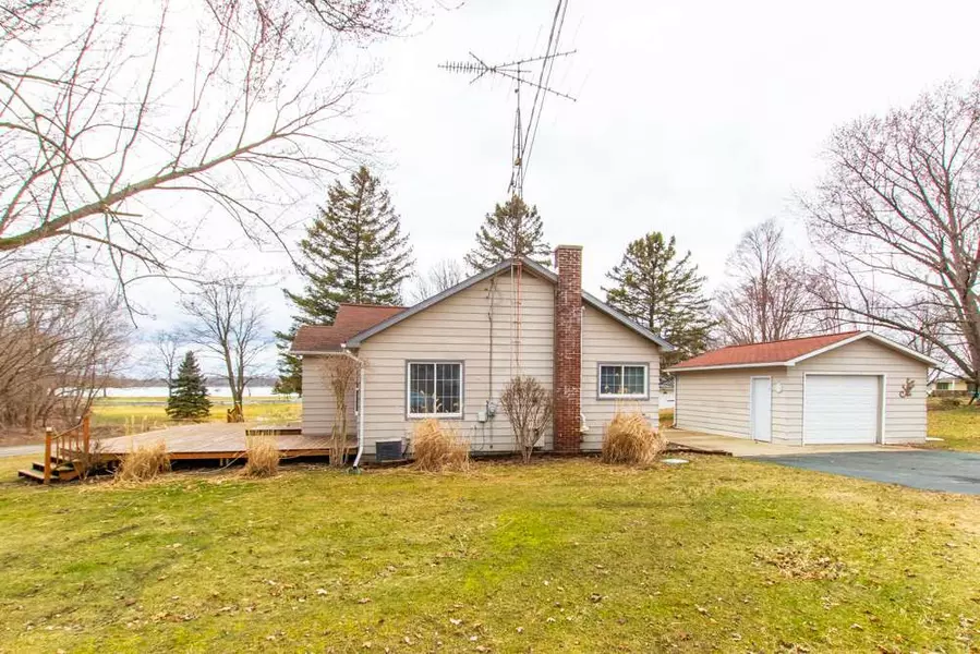 242 SIMPSON RD, Grass Lake, MI 49240