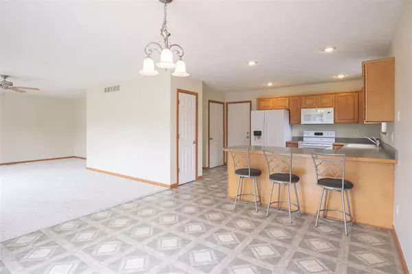 Mason, MI 48854,907 FRANKLIN FARM DR #0