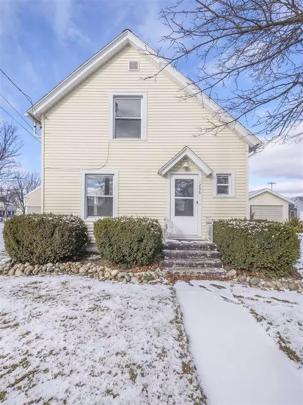 1208 WILDWOOD DR, Jackson, MI 49202